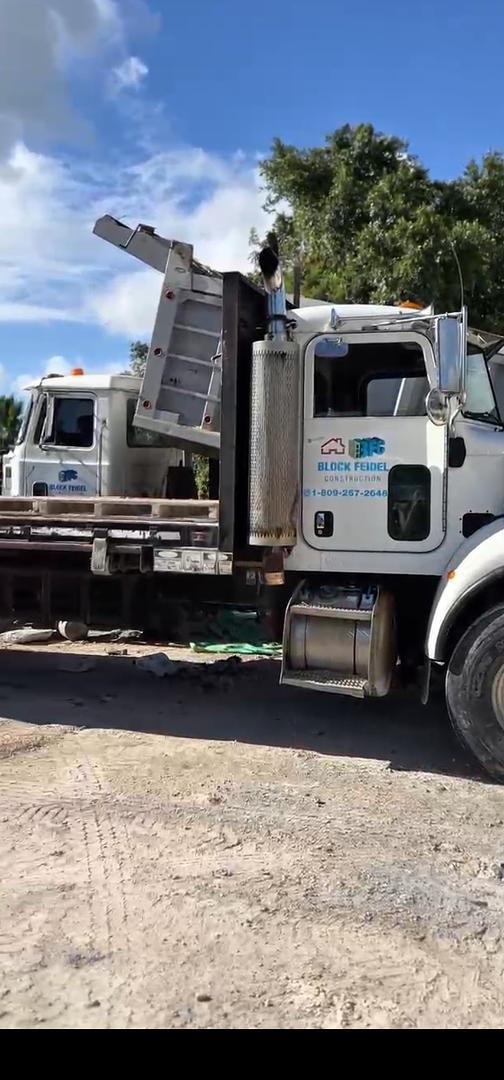 negocios en venta - se vende fábrica de block de hormigón en funcionamiento por motivo de viaje 2