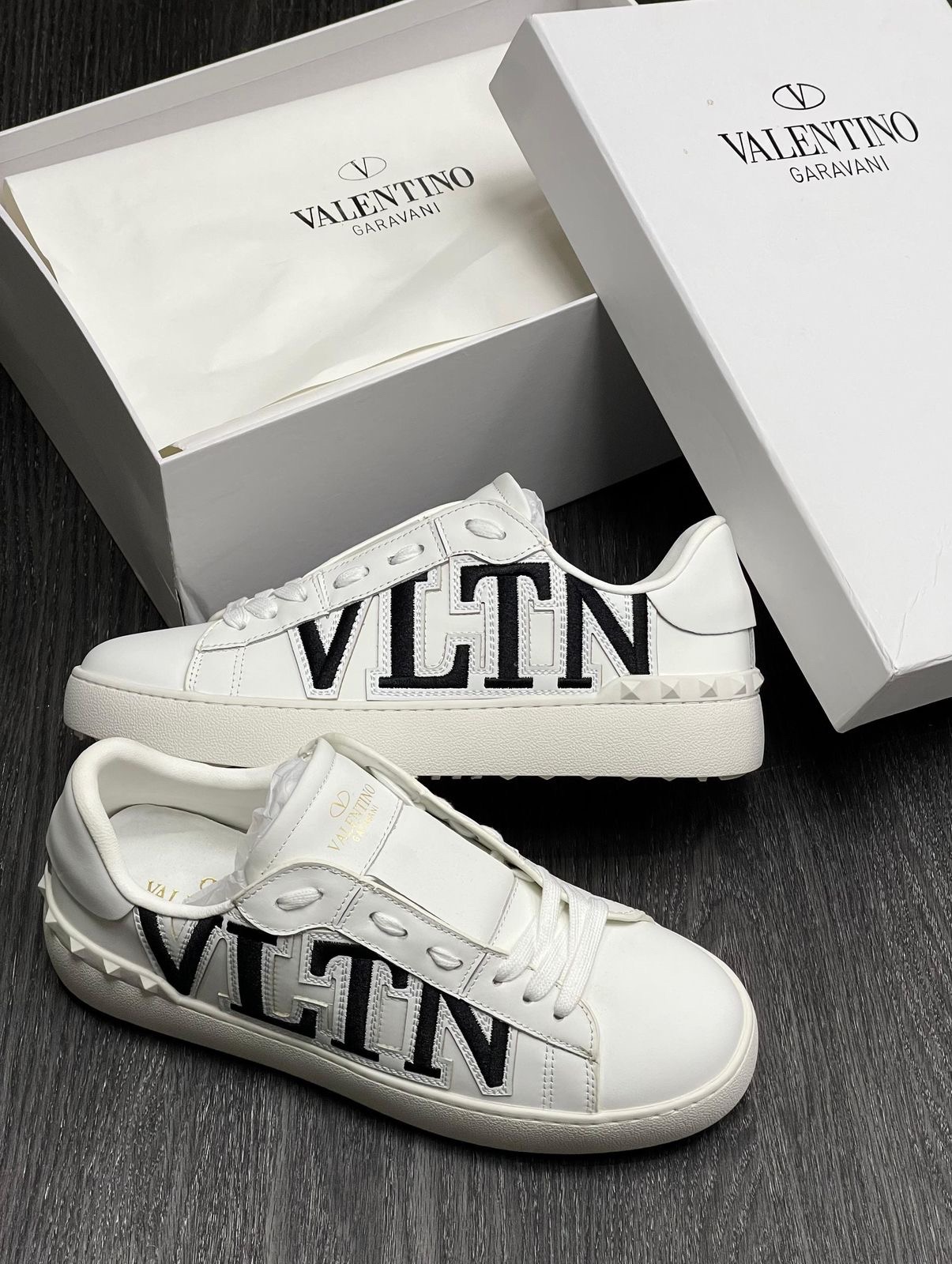 zapatos unisex - Sneaker Tenis Valentino Garavani Teni Shoes Shoe Sneakers 2025 🏌🏾‍♀️ 0