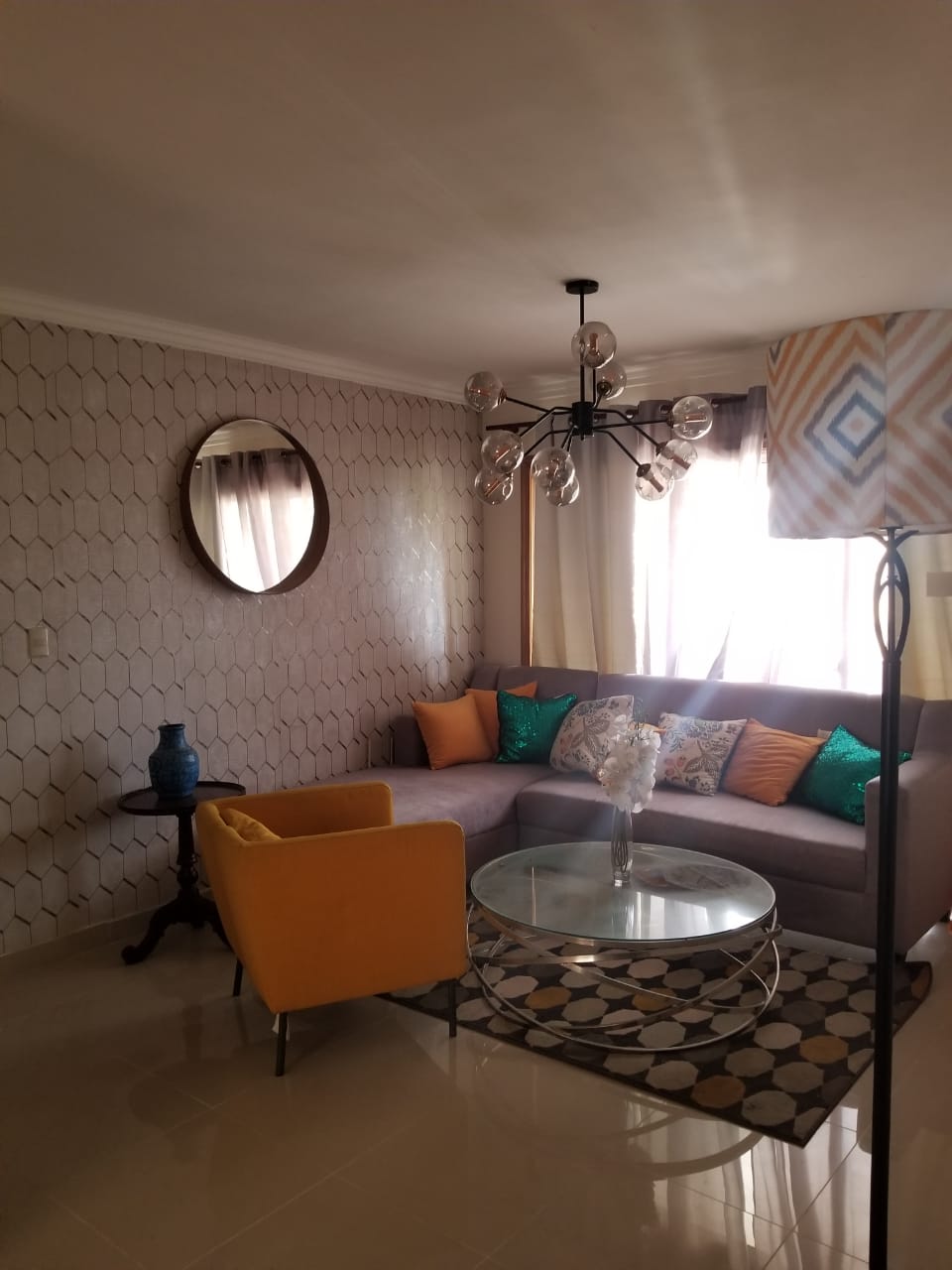 apartamentos - ALQUILO APARTAMENTO, AMUEBLADO REP DE COLOMBIA 0