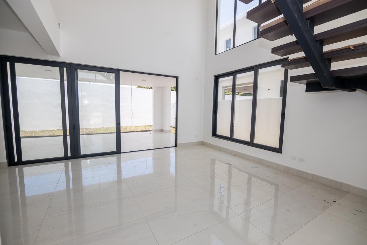 casas - CASA EN VENTA EN SANTIAGO. 9