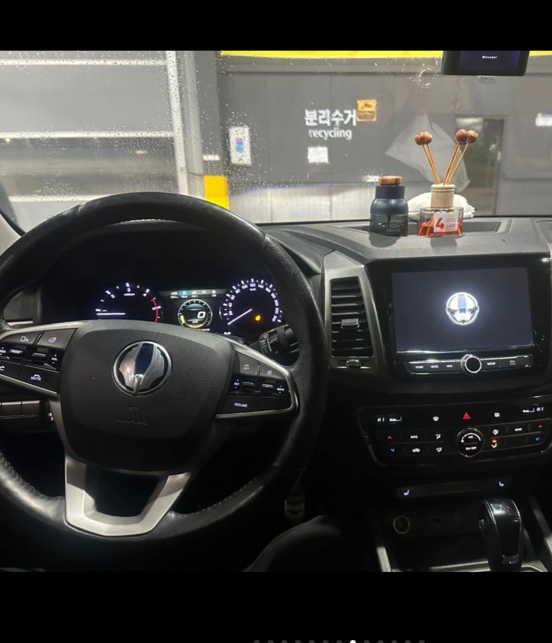 jeepetas y camionetas - KGM REXTON 2019 BLANCO DIESEL 9