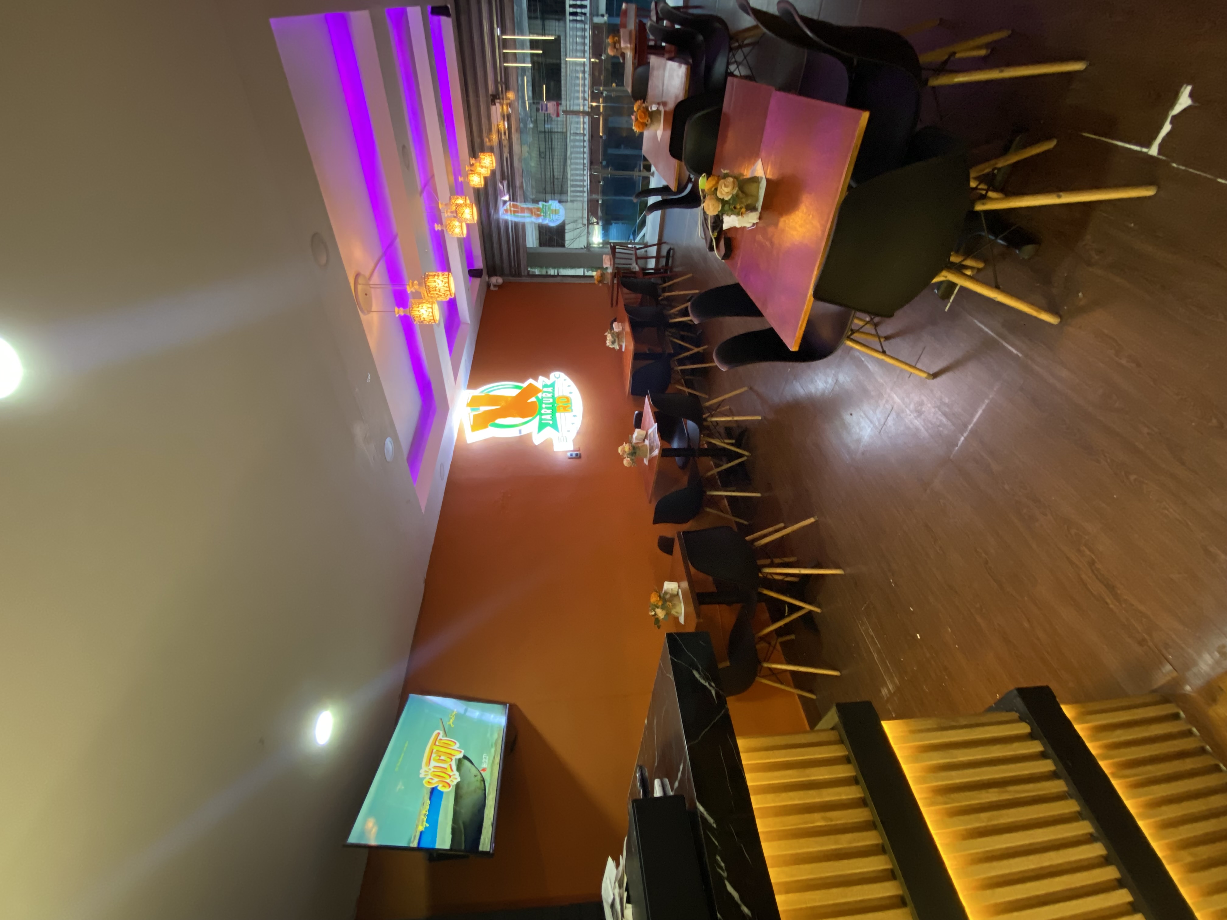 negocios en venta - RESTAURANTE EQUIPADO EN VENTA /PUNTO COMERCIAL 1