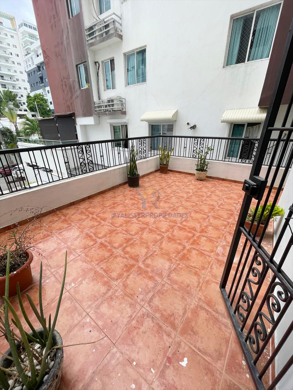 apartamentos - Rento 2da con terraza en Urb. Real Amueblado  1