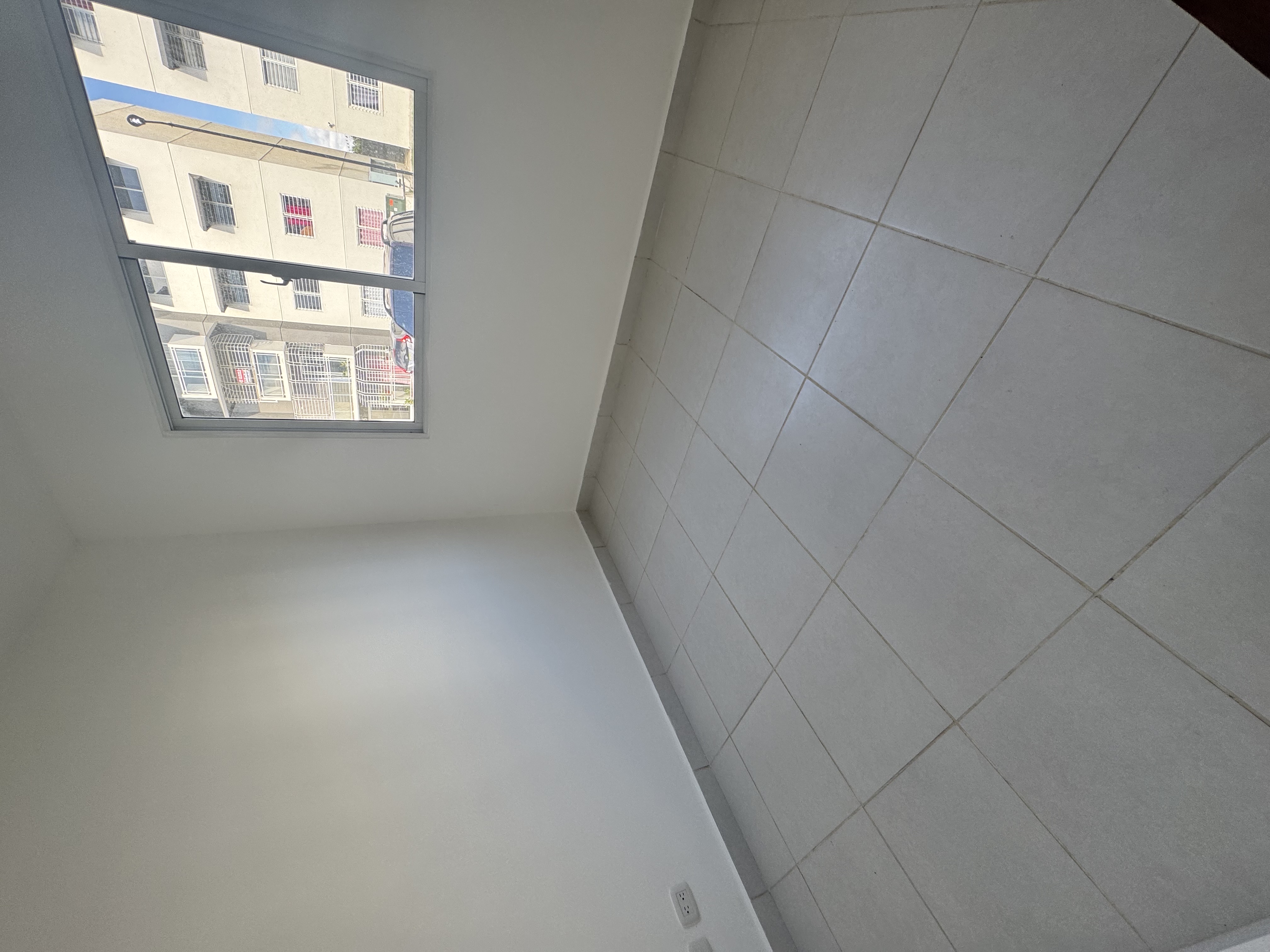 apartamentos - venta de apartamento primer piso autopista las Américas hipódromo Santo Domingo  2