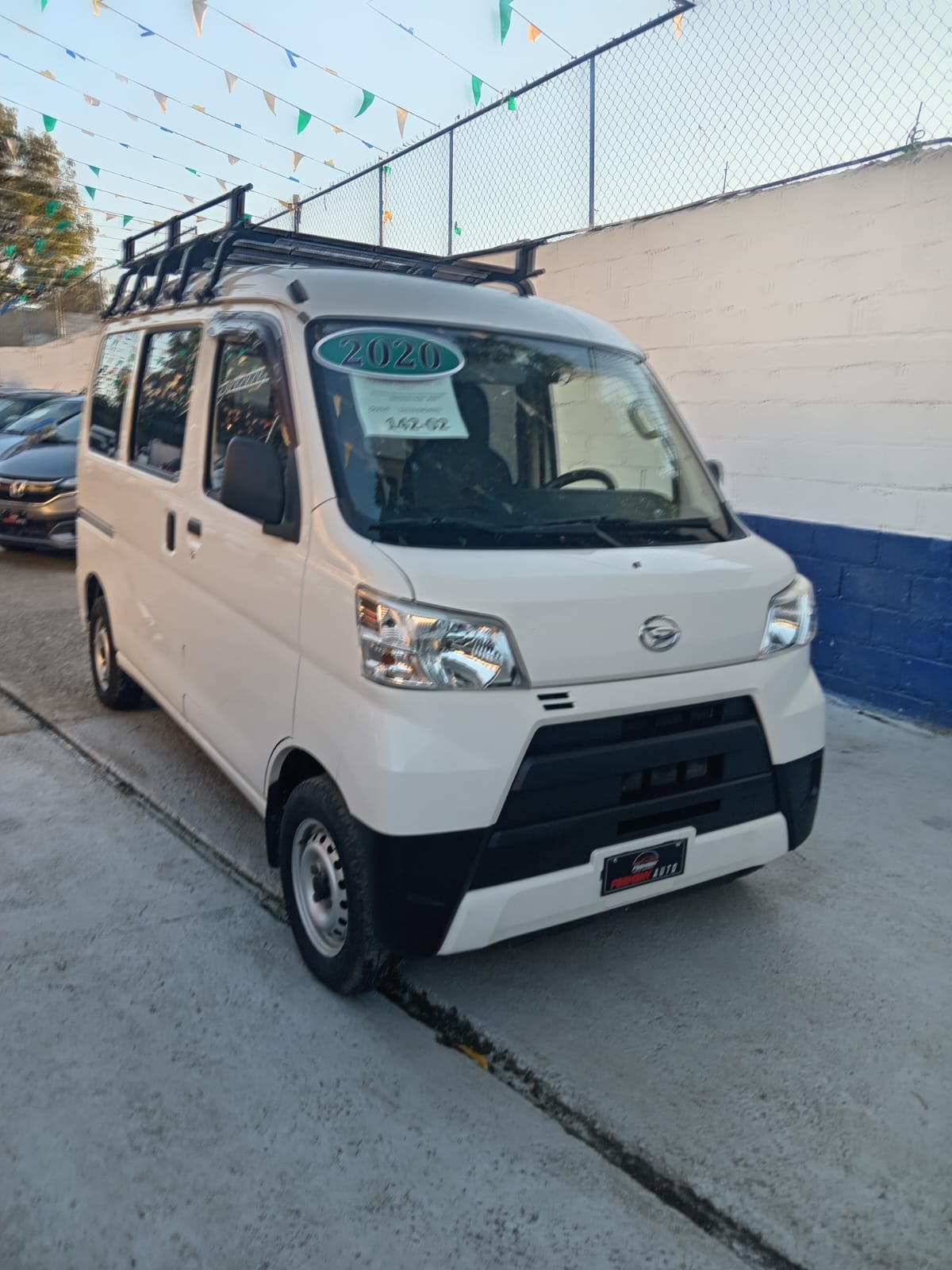 carros - DAIHATSU HIJET  0