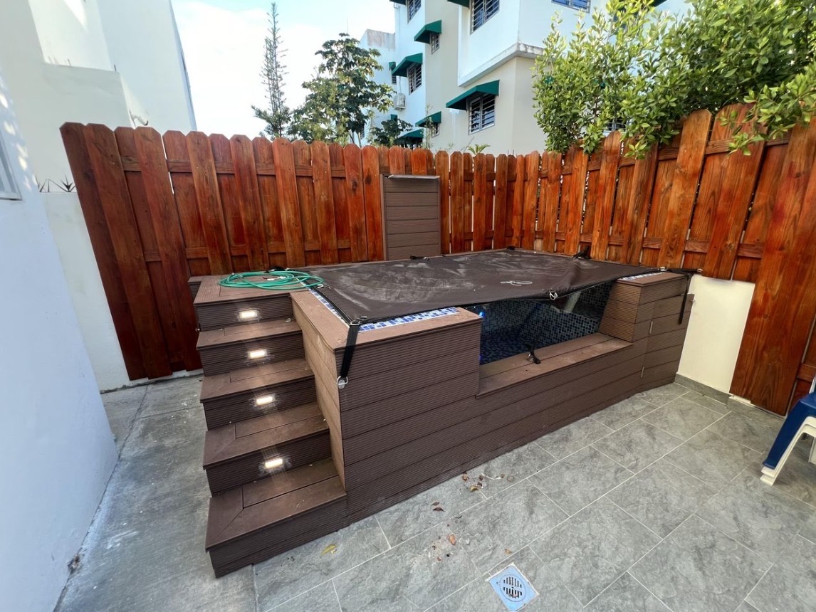 casas - venta de casa con jacuzzi en la autopista de san isidro Santo Domingo este  6