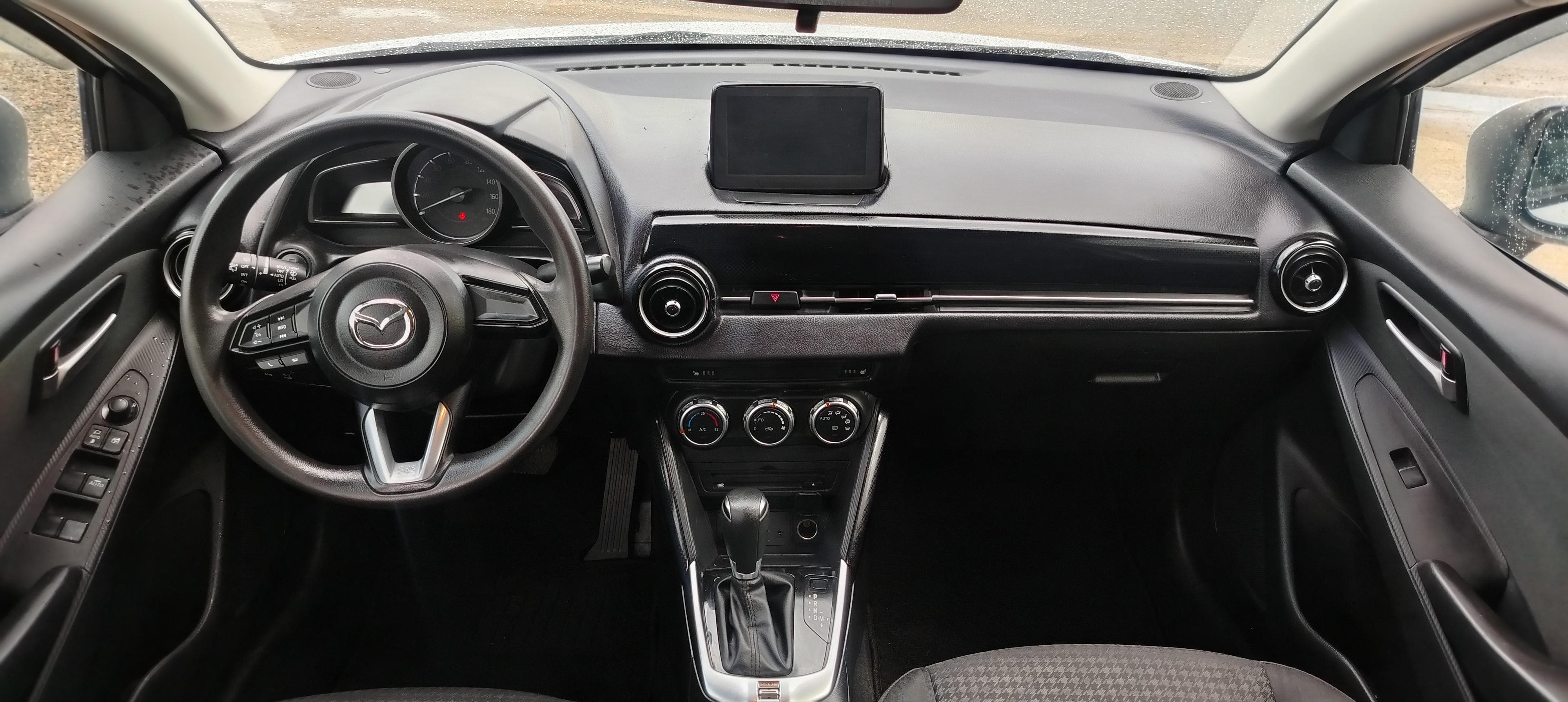 carros - Mazda demio 2020  4