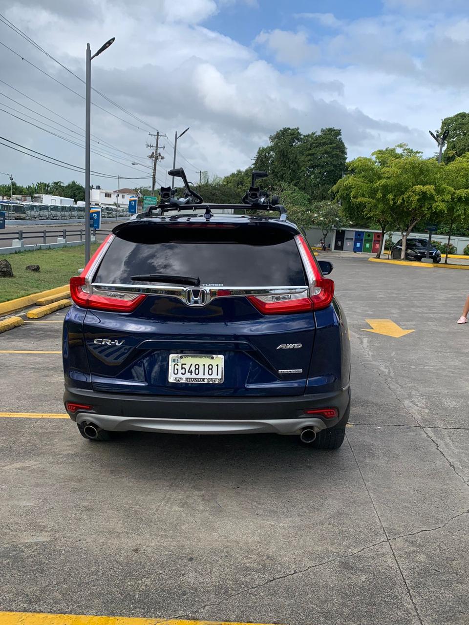 jeepetas y camionetas - Honda crv 2018 touring clean carfax  2