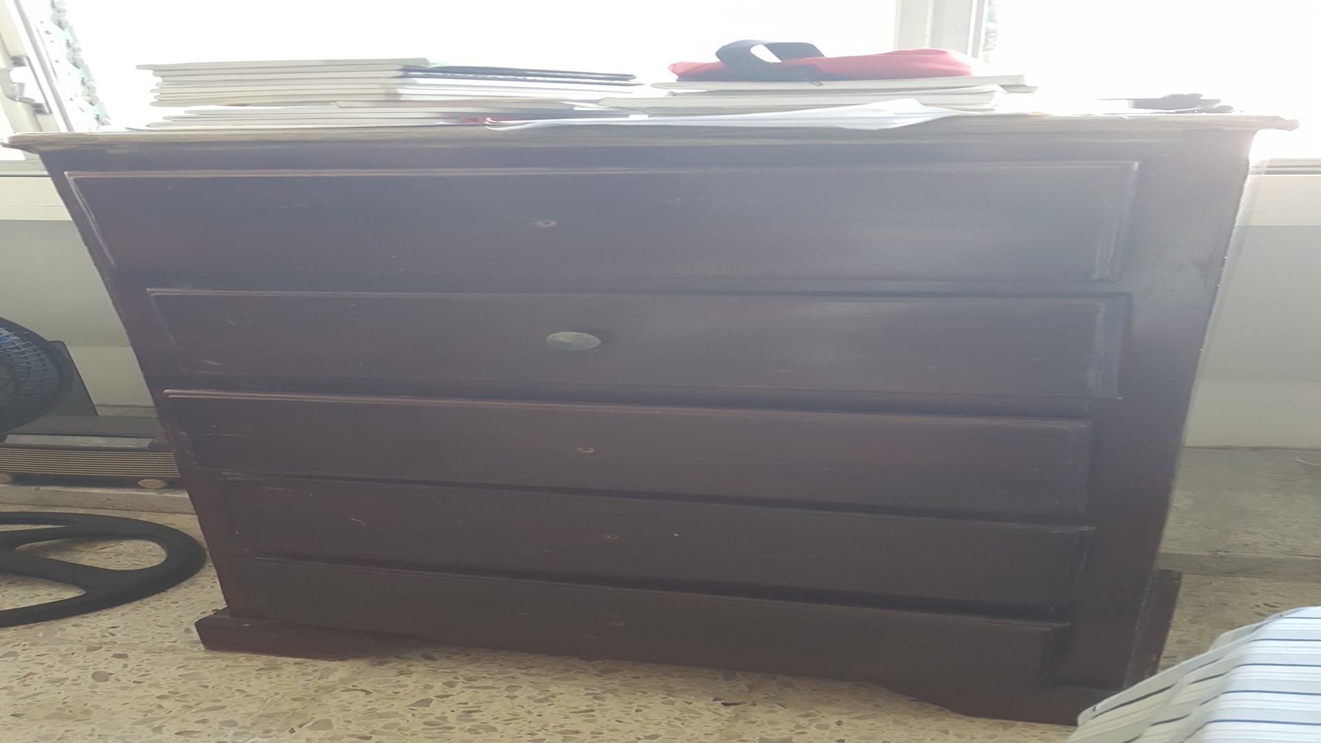 muebles y colchones - En venta gavetero para hombre