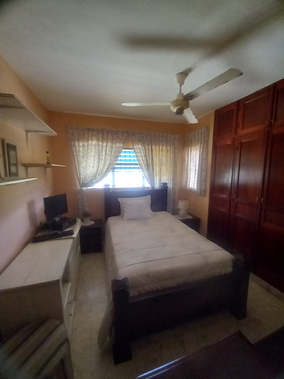 otros inmuebles - Alquilo Habitación Persona sola 6
