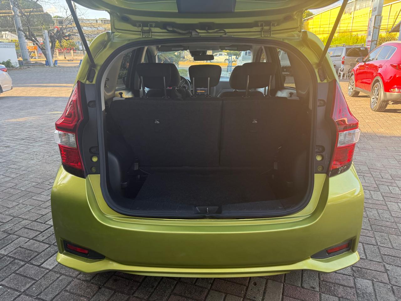 carros - Nissan versa 2019 4
