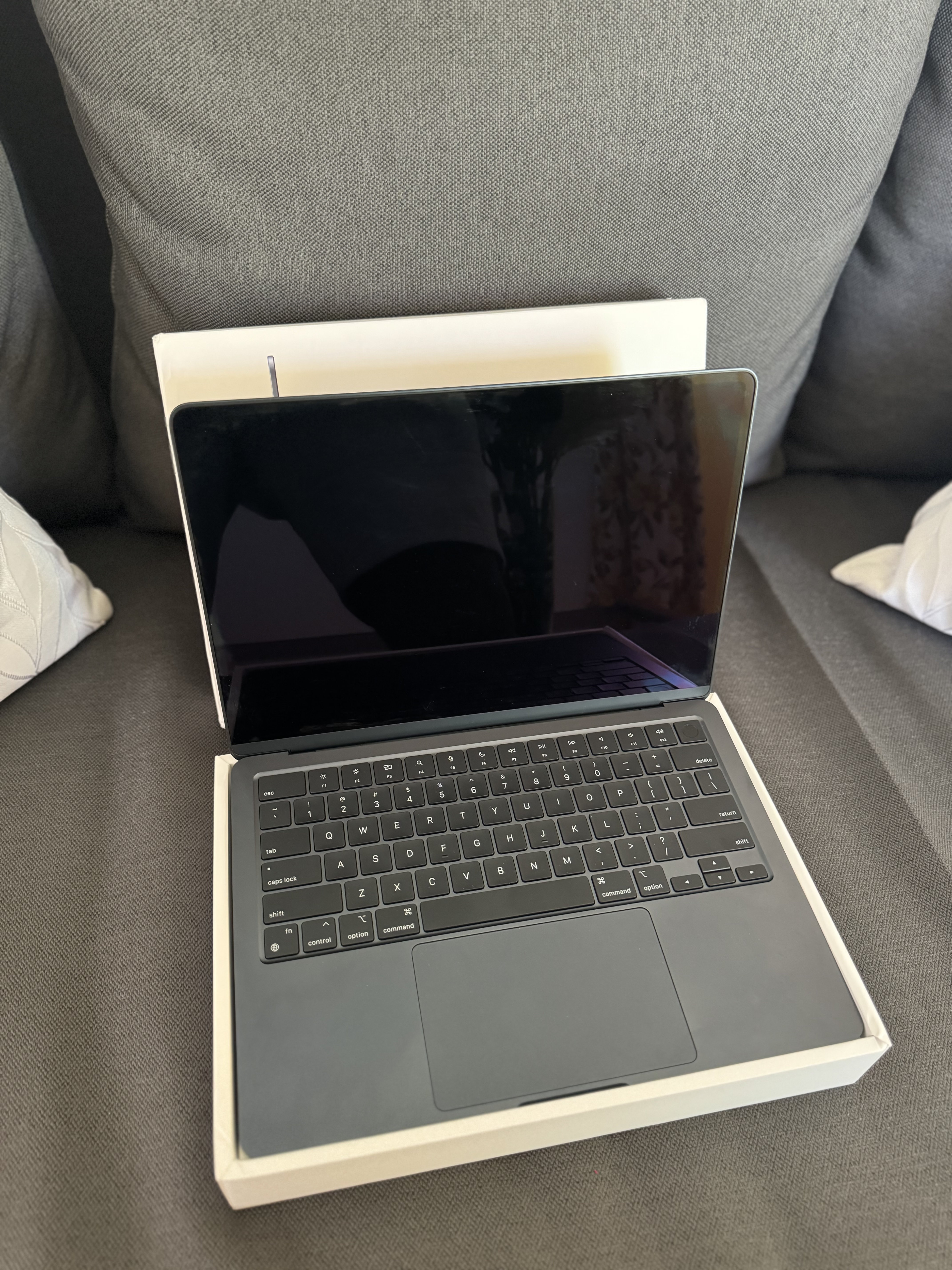 computadoras y laptops - MacBook m2 air de 16/256ssd de 13.4 año2022  1
