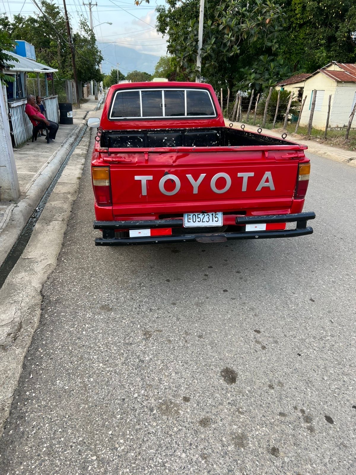 jeepetas y camionetas - Toyota Hilux (Pickup) EXCELENTES CONDICIONES 8