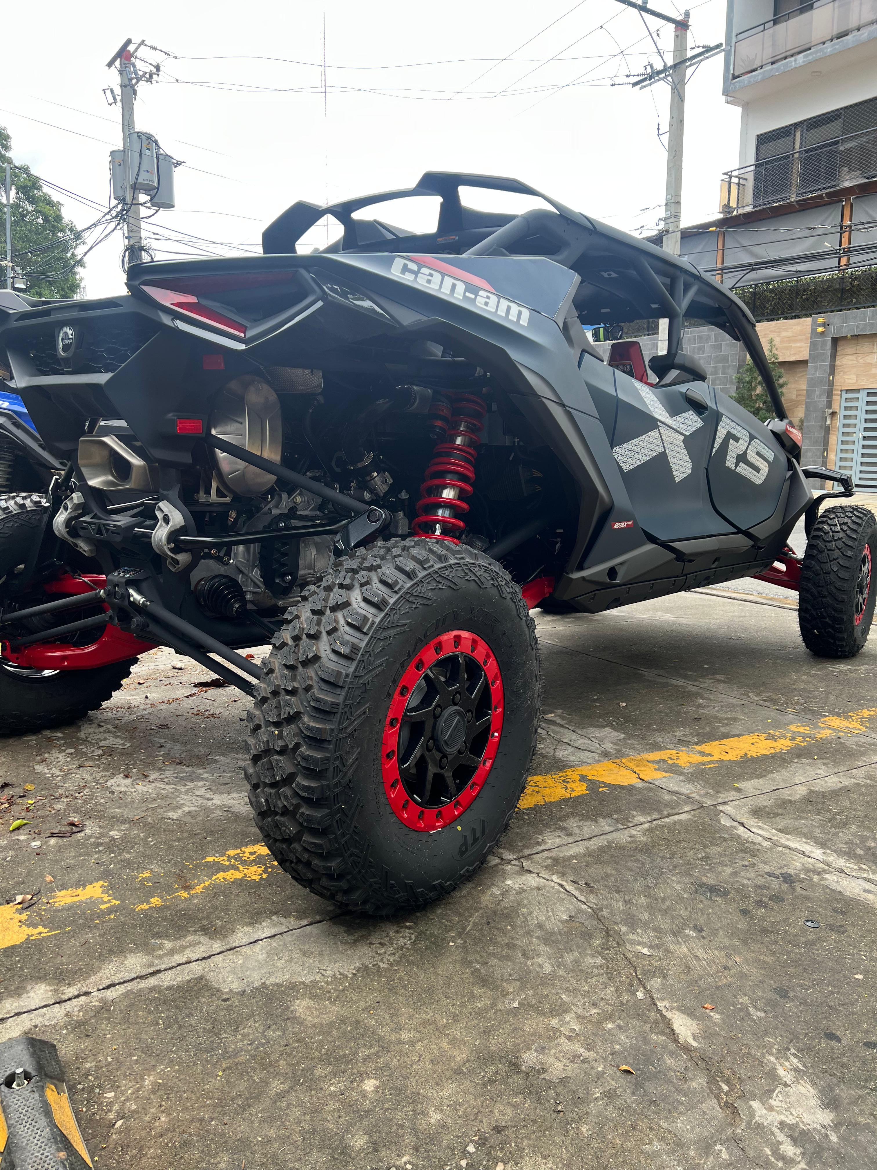 vehiculos recreativos - CAN-AM MAVERICK R XRS MAX SMART SHOX 2025 3