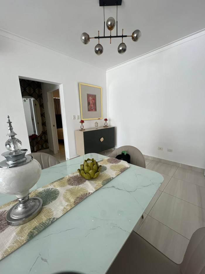 apartamentos - Venta de Apartamento Amueblado en Evaristo MORALES 8