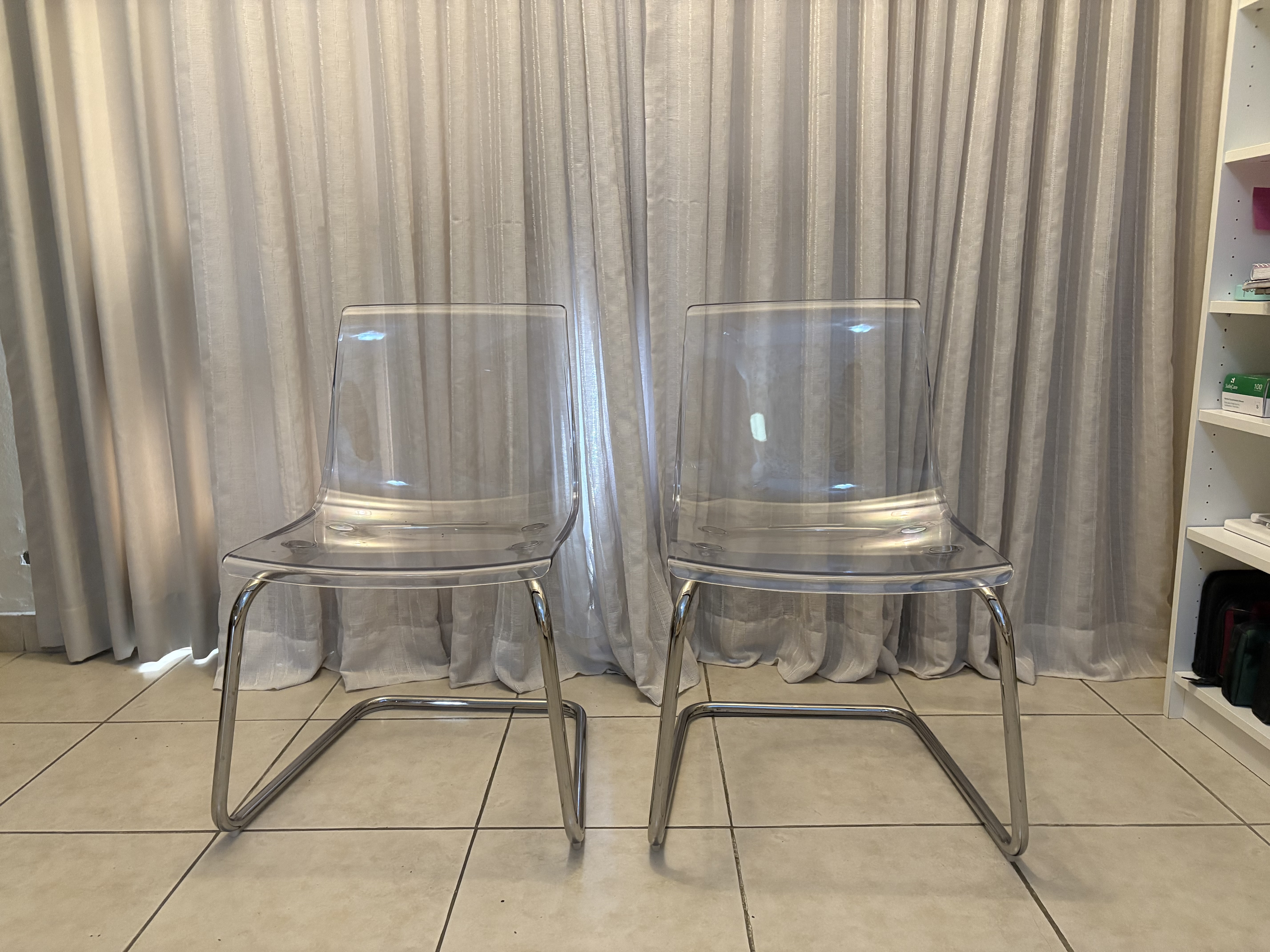muebles y colchones - Silla transparente IKEA, modelo TOBIAS 4