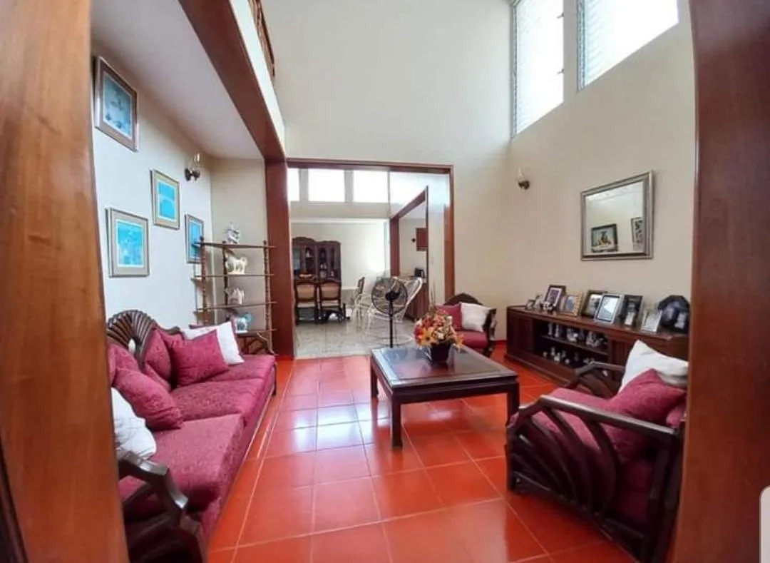 casas - Venta de Casa en Los Cacicazgos a Remodelar 4