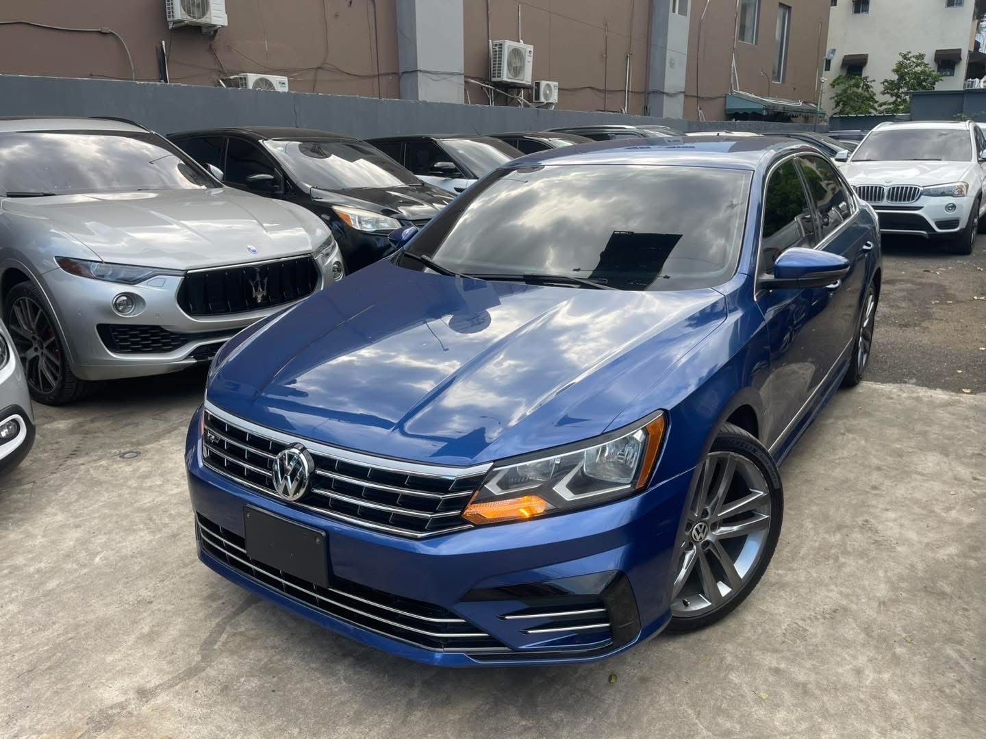 carros - VOLKSWAGEN PASSAT R-LINE 2016 1