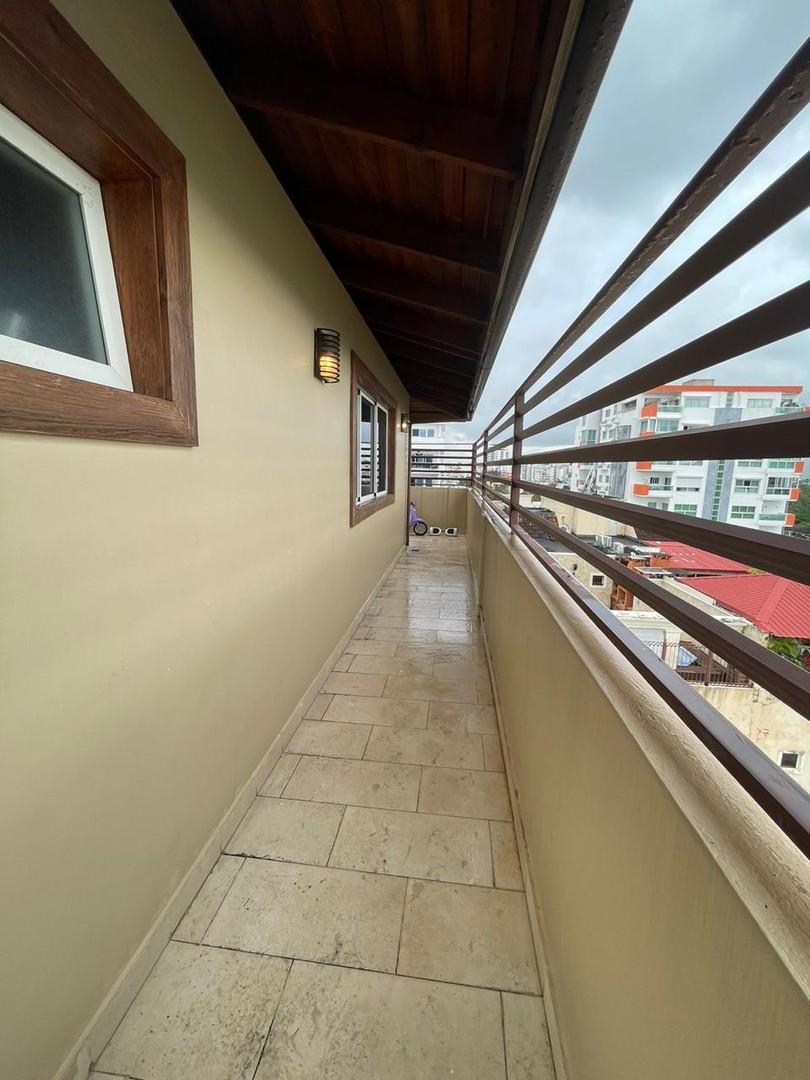 apartamentos - Apart tipo PH en el Vergel de 269mts Pisos 8-9. Con vista al mar y 27 de febrero 4