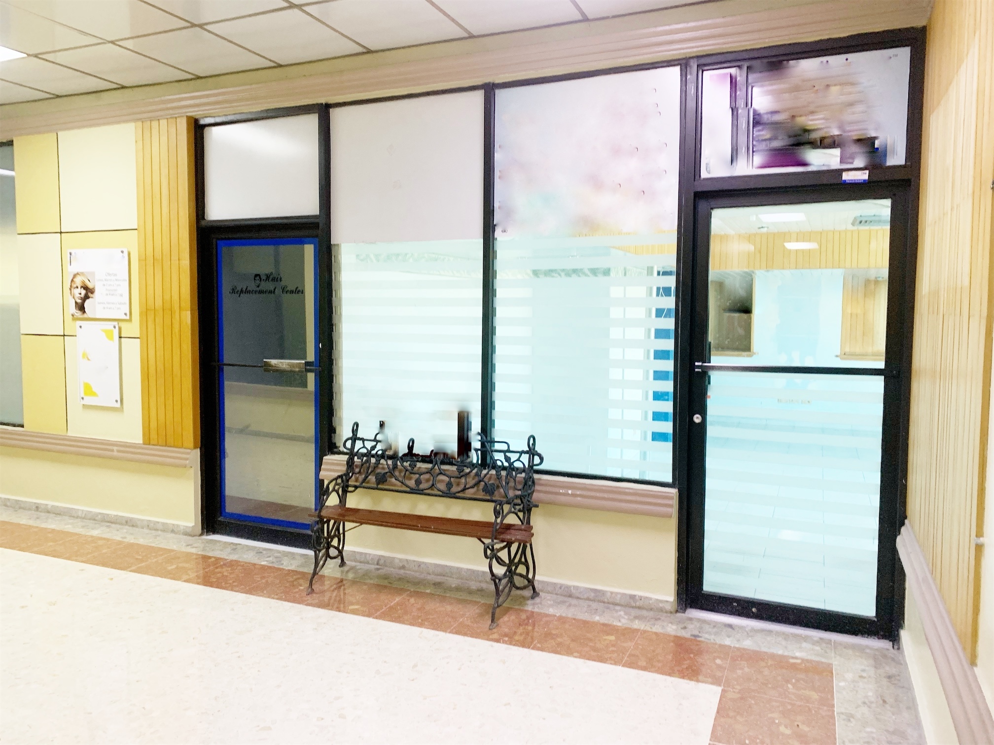 oficinas y locales comerciales - Local céntrico en Piantini 1