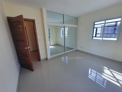 casas - Venta de casa en la autopista de san Isidro brisa oriental Santo Domingo  9