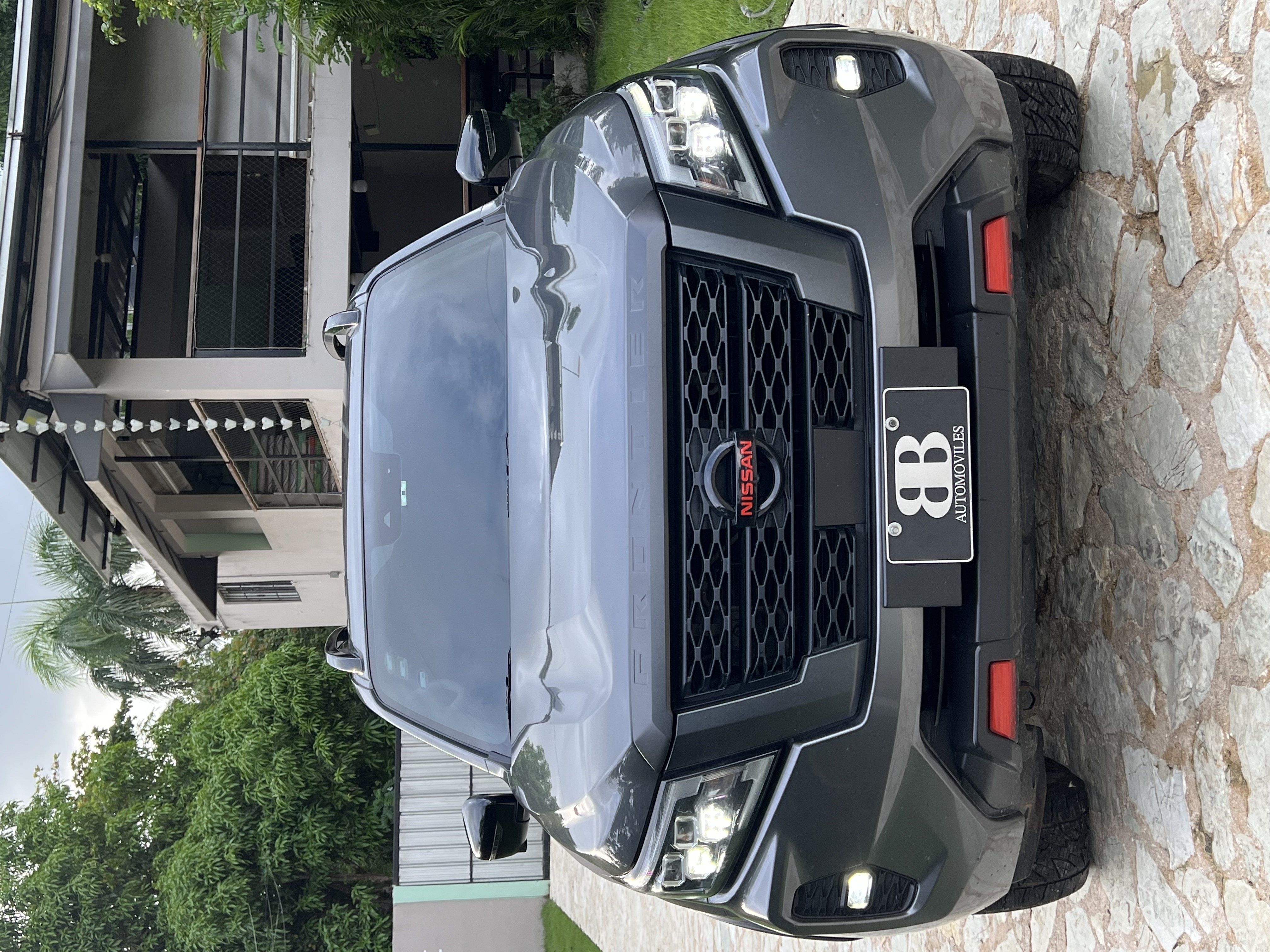 jeepetas y camionetas - Nissan Frontier Pro4X 2023 1