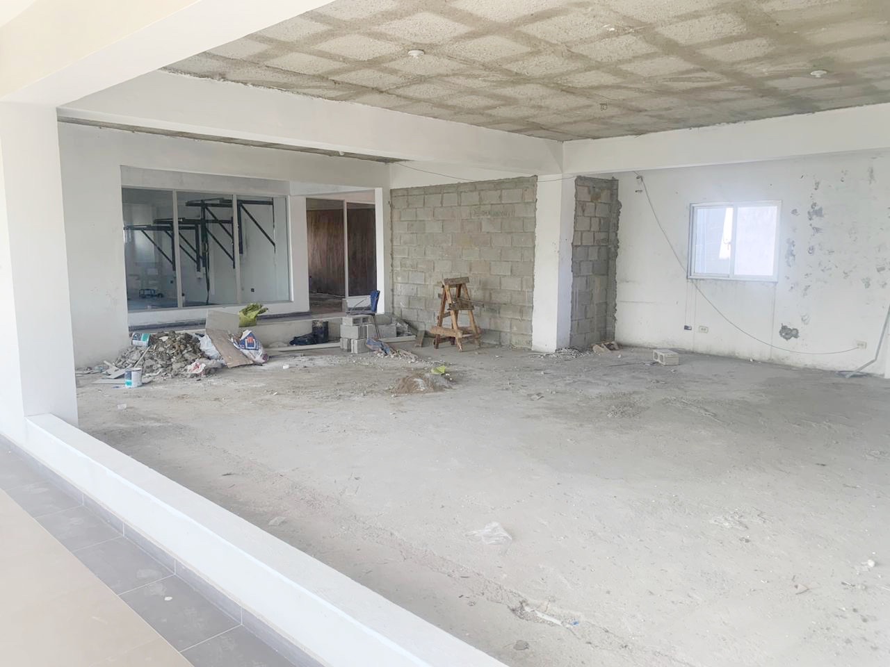oficinas y locales comerciales - Local en venta céntrico y comercial  2