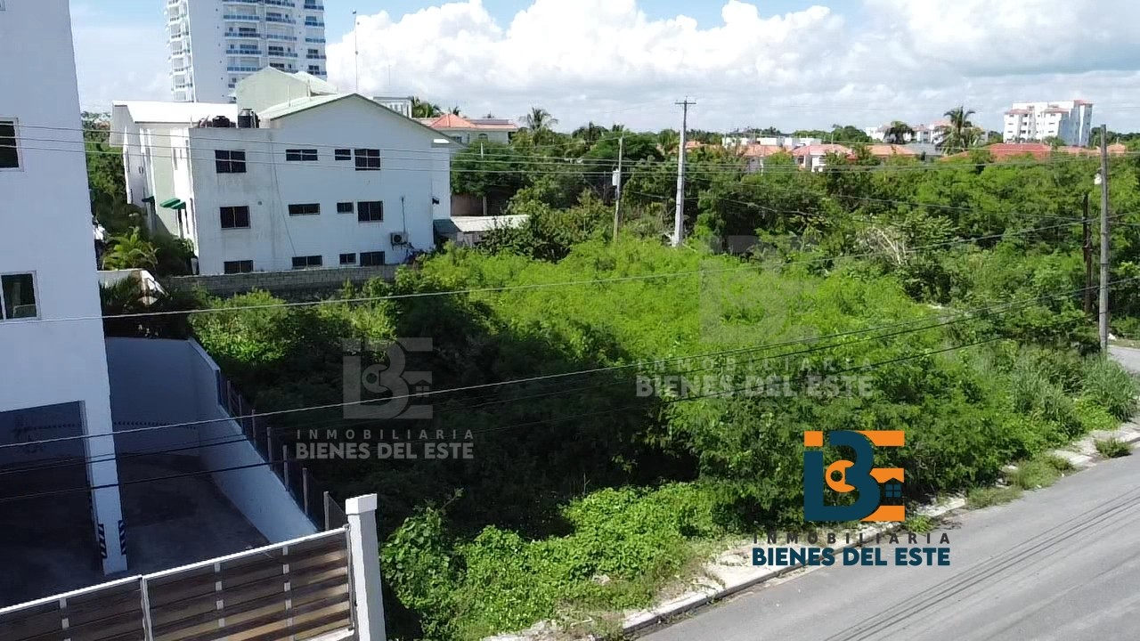 solares y terrenos - Solar de Esquina en Juan Dolio a 2 minutos de la Playa 5