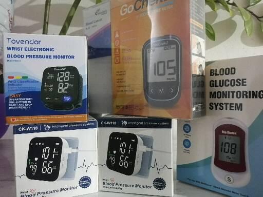equipos profesionales - Monitor de presion y glucosa Digitales 6