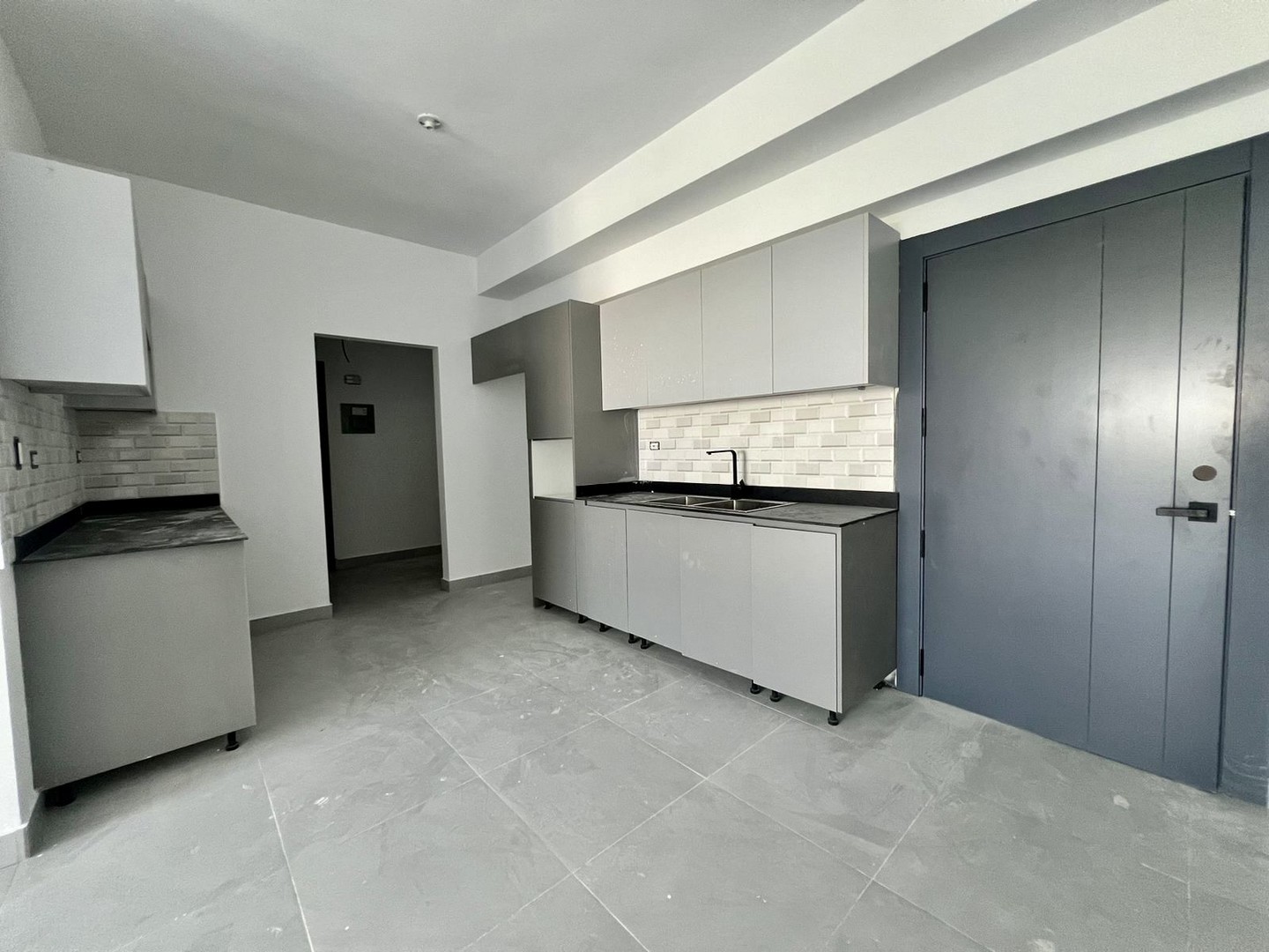 apartamentos - Naco nuevo piso 8 2 habitaciones 2.5 banos 2 parqueos  7