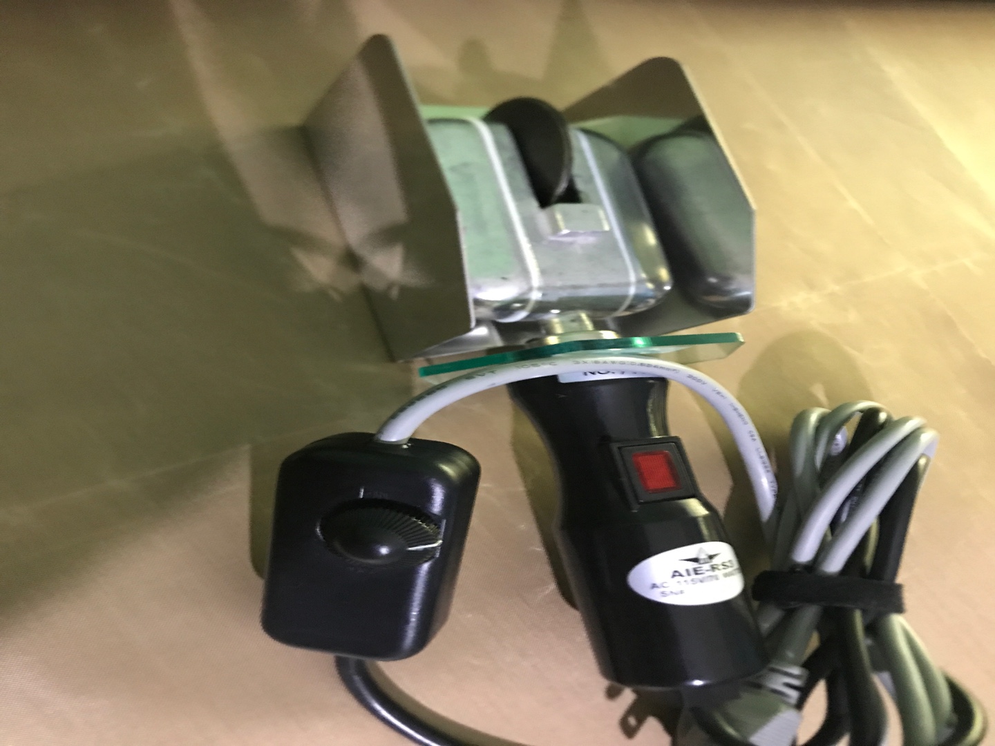 equipos profesionales - SELLADORA DE PLASTICO MANUAL TIPO RODILLO 0