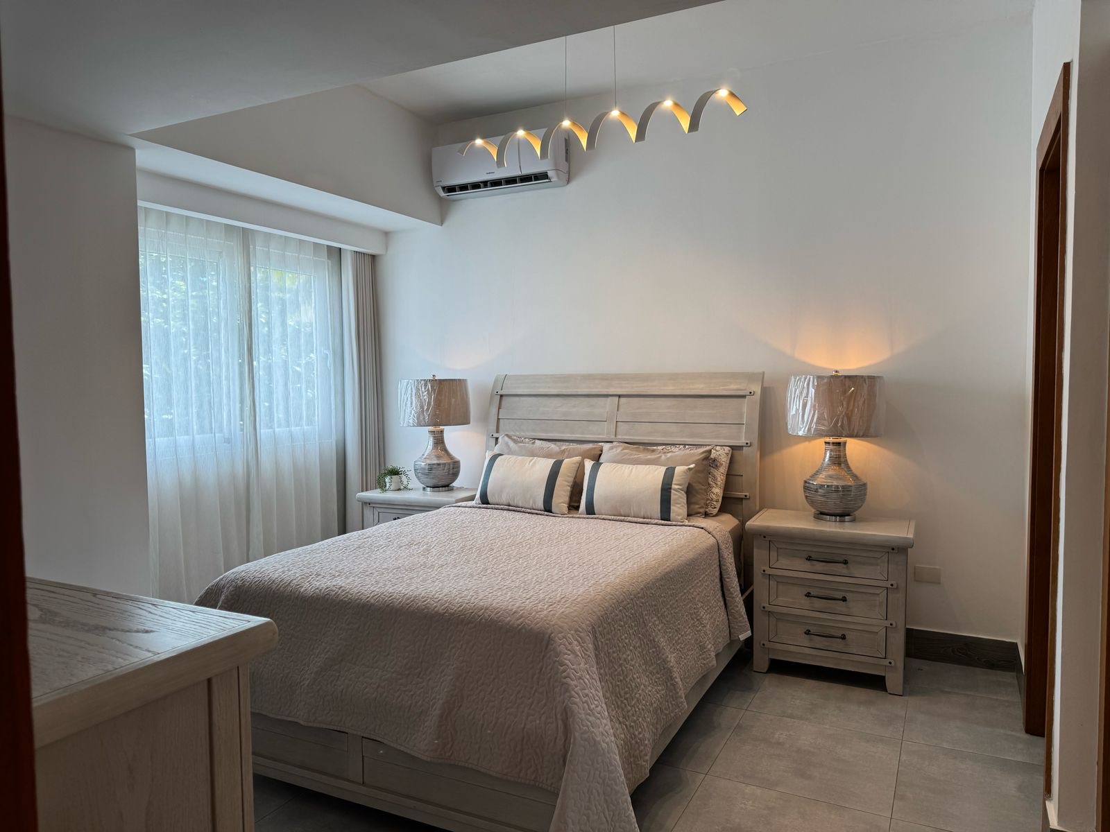 apartamentos - Apartamento amueblado en Piantini 2