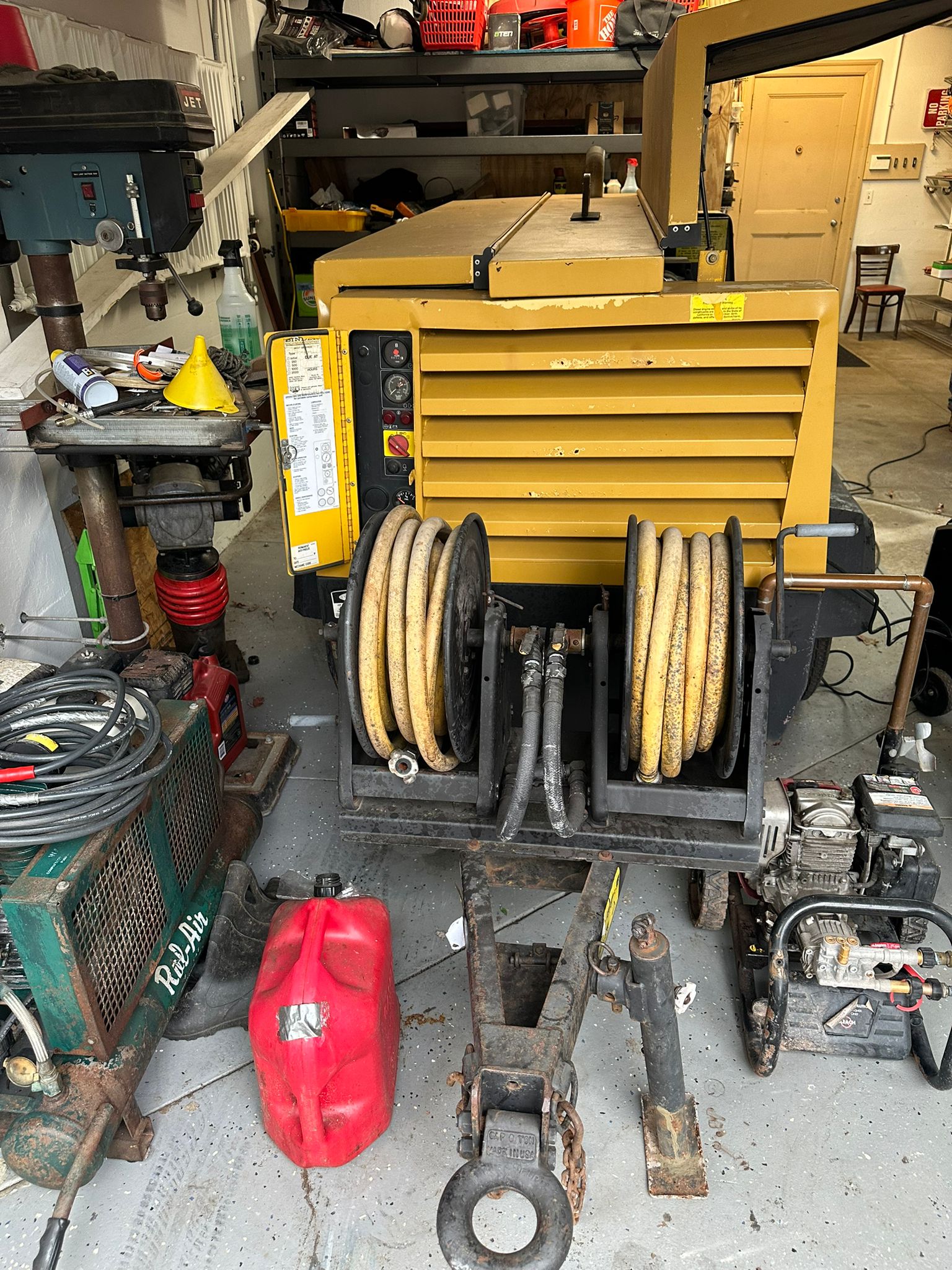 equipos profesionales - COMPRESOR ATLAS COPCO 185 CFM 809-486-2587