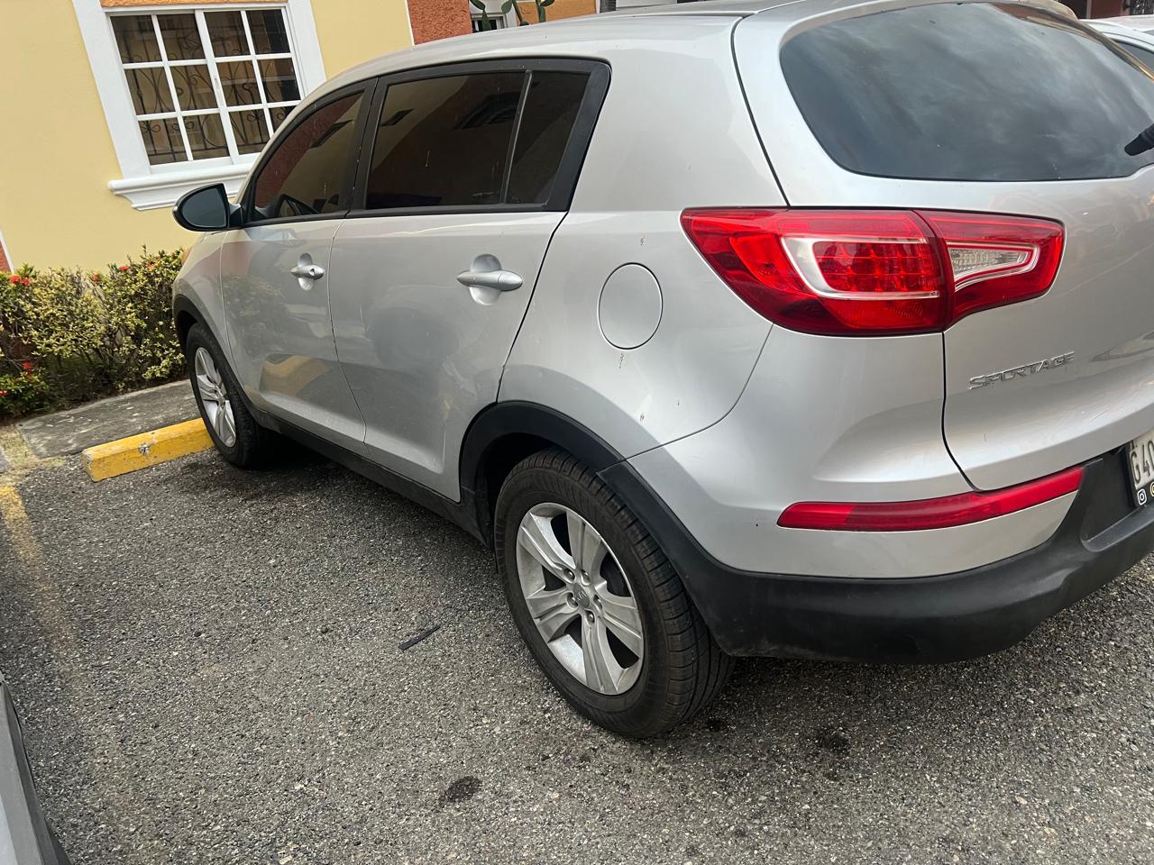 jeepetas y camionetas - Vendo Kia Sportage LX 2013  3