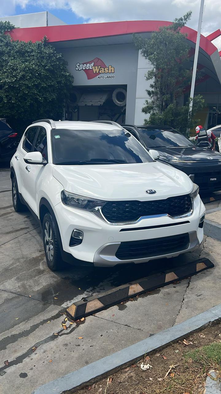 jeepetas y camionetas - Kia Sonet 2022  0