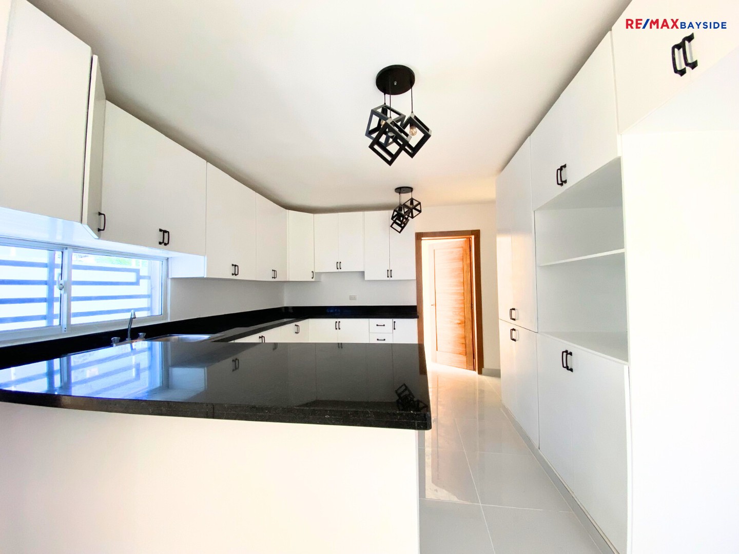 casas - Hermosa Casa en Residencial Las Palmas 3