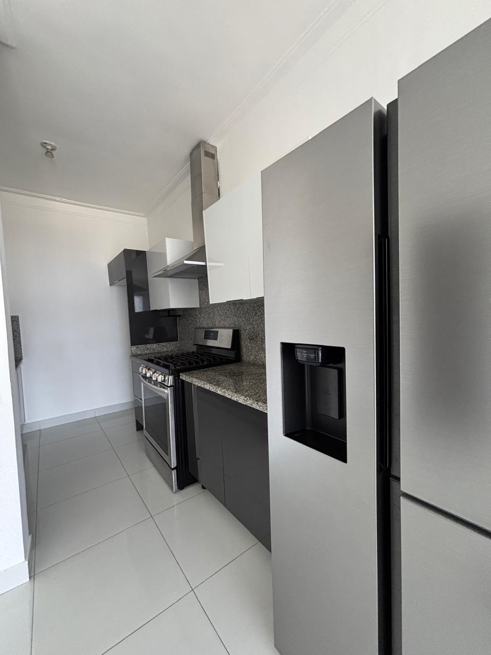 apartamentos - Alquiler de Apartamento en Bella Vista con Línea Blanca 2