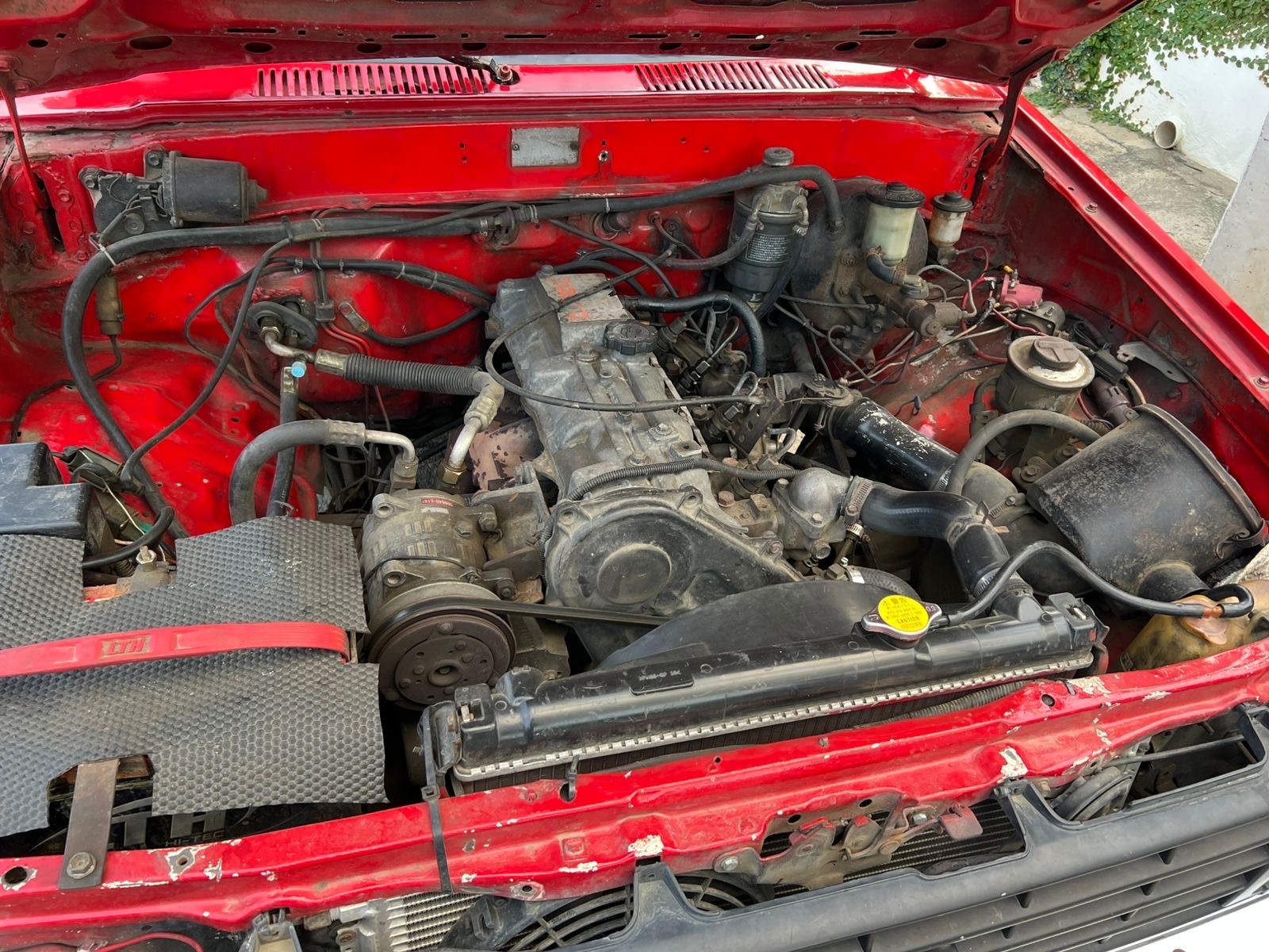 jeepetas y camionetas - Toyota Hilux (Pickup) EXCELENTES CONDICIONES 5