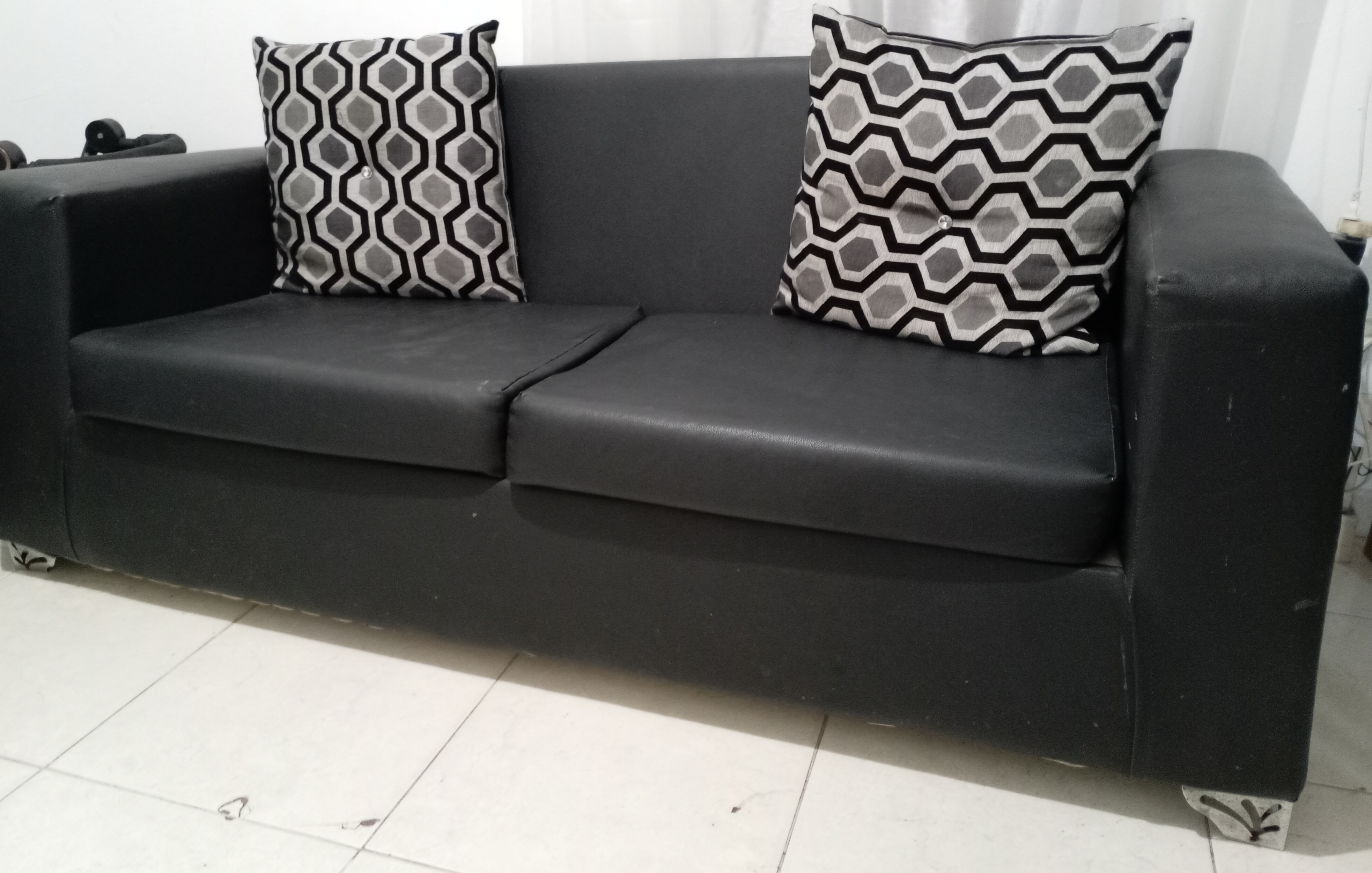 muebles y colchones - Se regala mueble a precio regalo para tapizar  1
