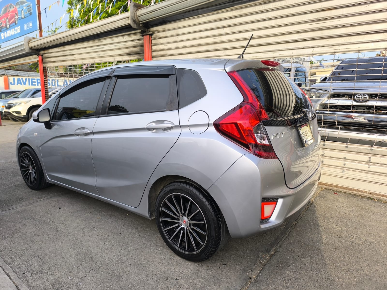 carros - Honda fit precio negociable  2