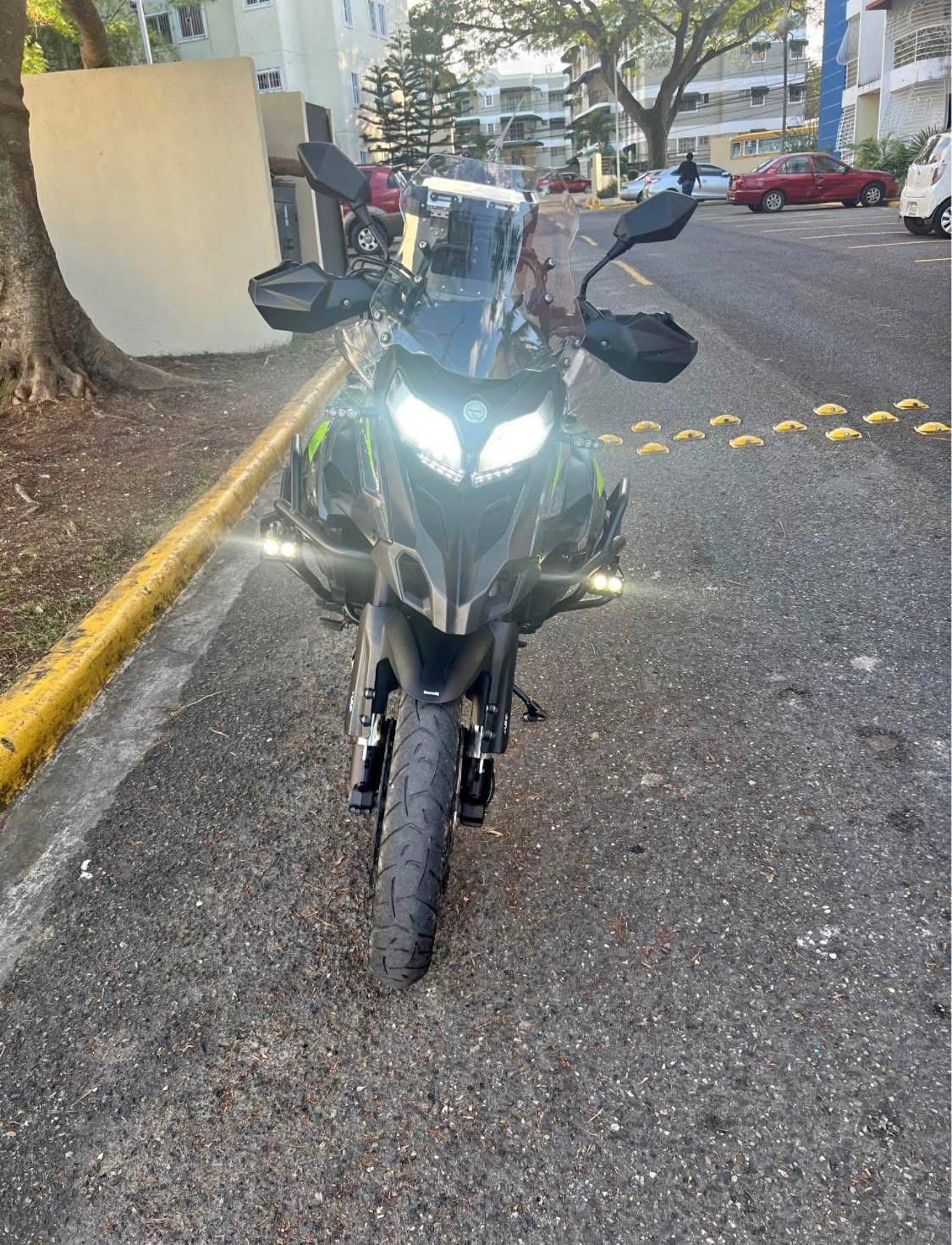 motores y pasolas - Se vende Benelli TRK 502X 3