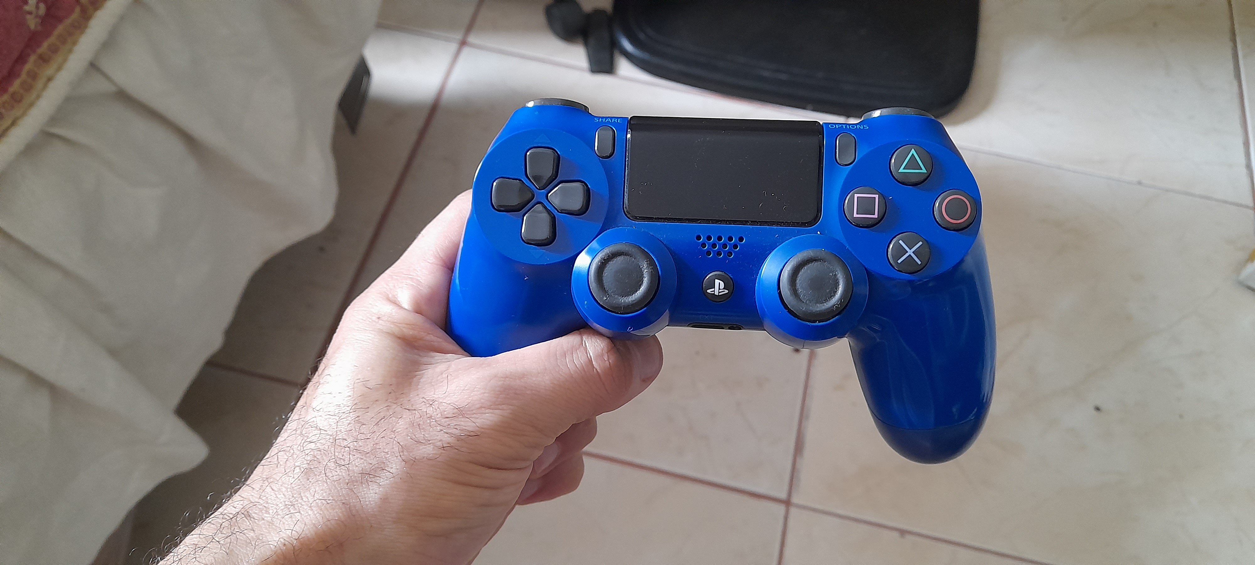 consolas y videojuegos - Ps4 fat 1tb 1