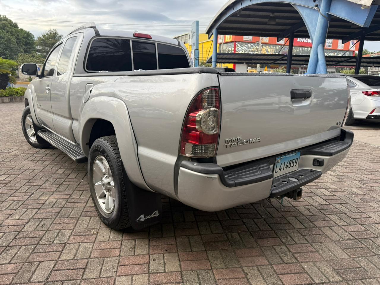 jeepetas y camionetas - Toyota tacoma 2012 1