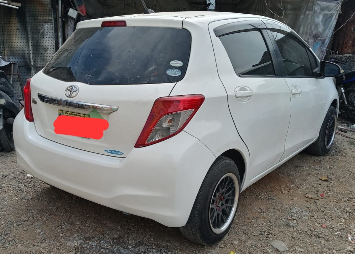 carros - Toyota Vitz 2011 Venta 2