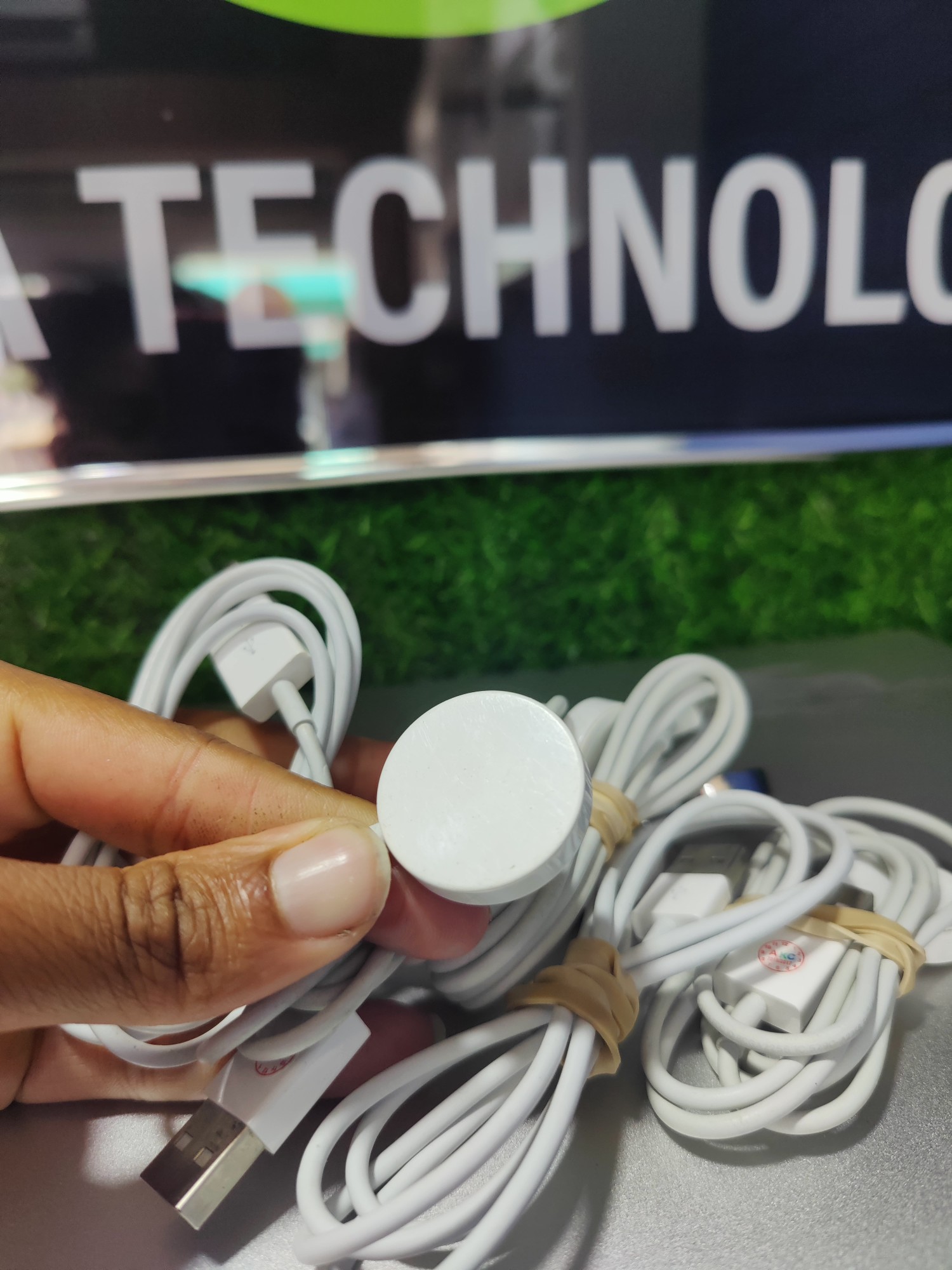 celulares y tabletas - Cargador Apple watch 1