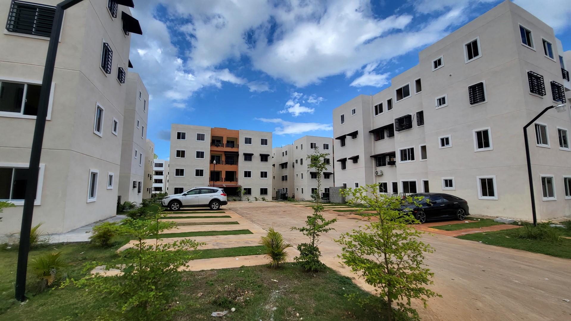 apartamentos - Alquiler apartamento San Isidro Labrador 2do piso  0