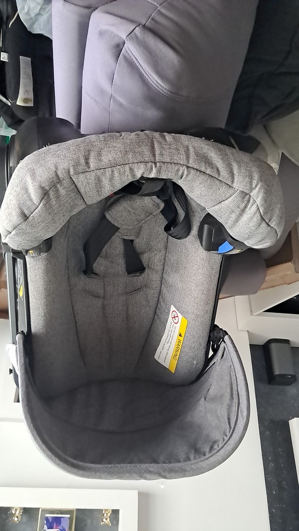 coches y sillas - Vendo coche tipo Doona Gris como nuevo!!!!  9