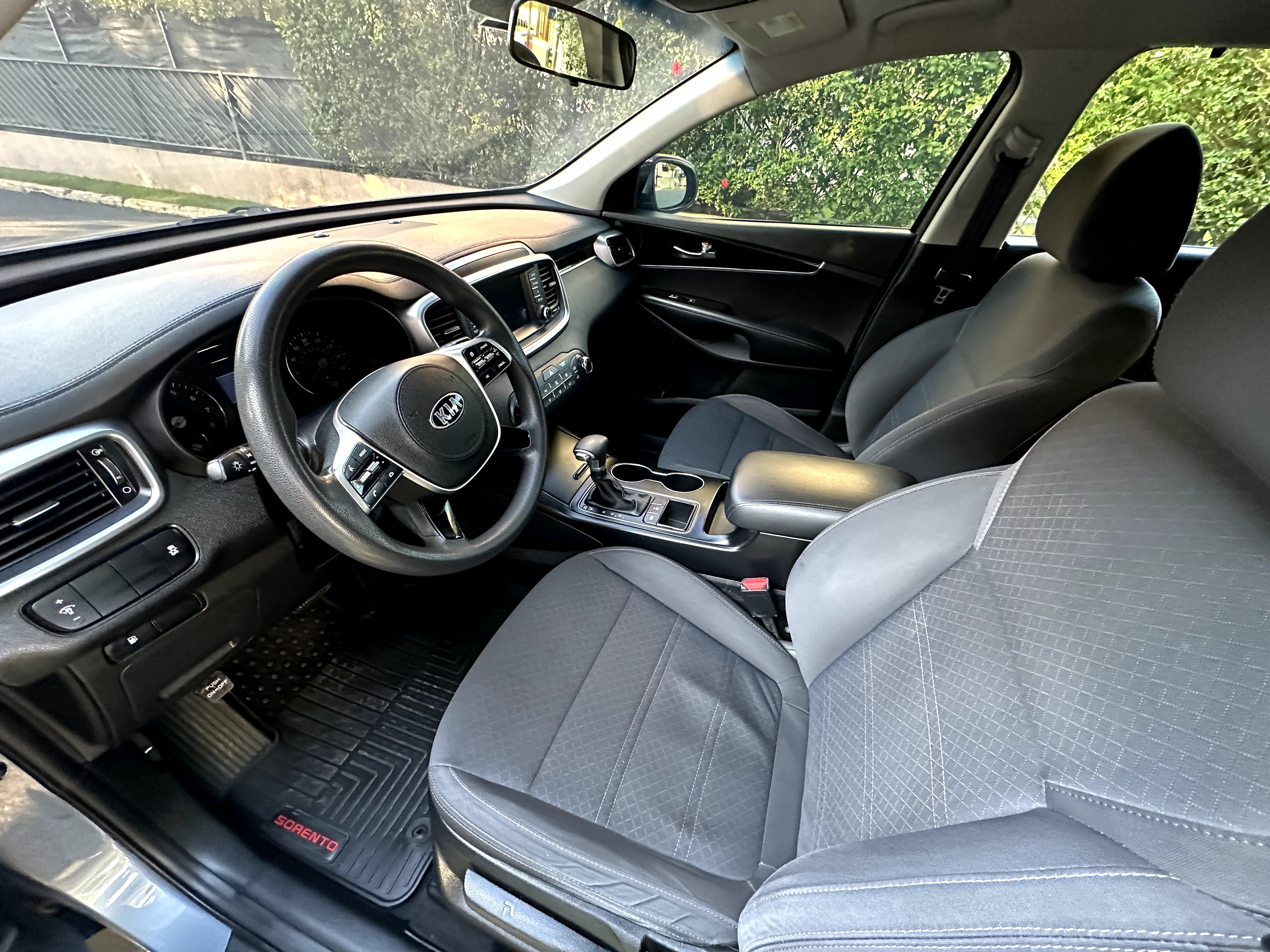 jeepetas y camionetas - Vendo Kia Sorento 2020 AWD V6 2