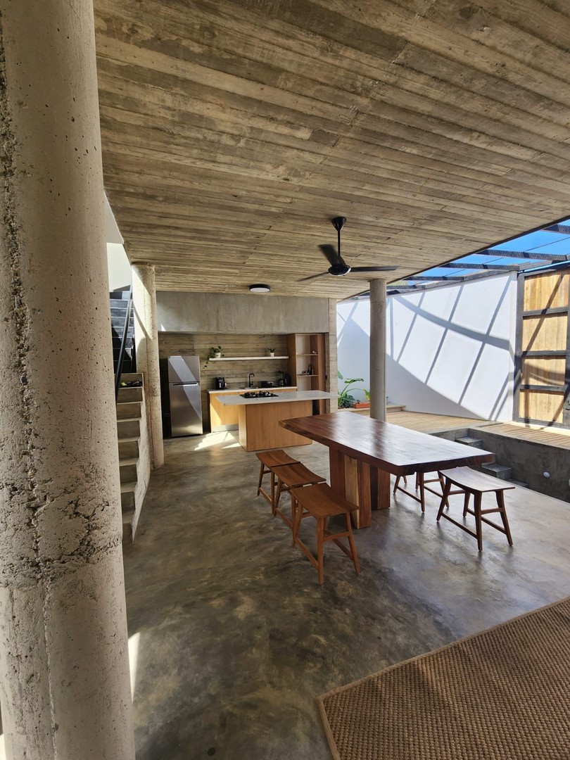 casas vacacionales y villas - Las Terrenas.  Vendo de oportunidad casa de dos niveles  2