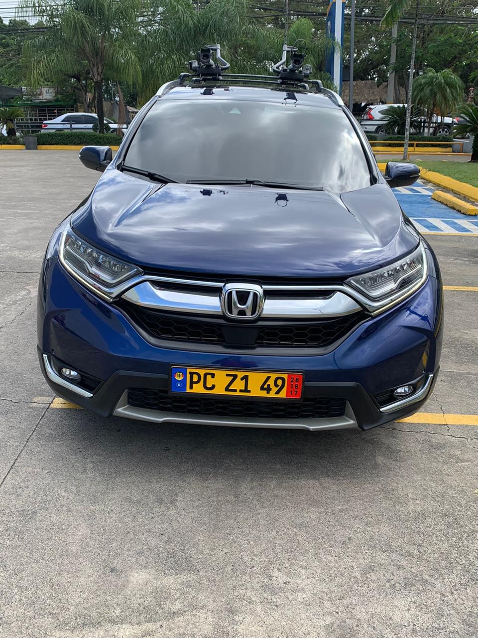 jeepetas y camionetas - Honda crv 2018 touring clean carfax 